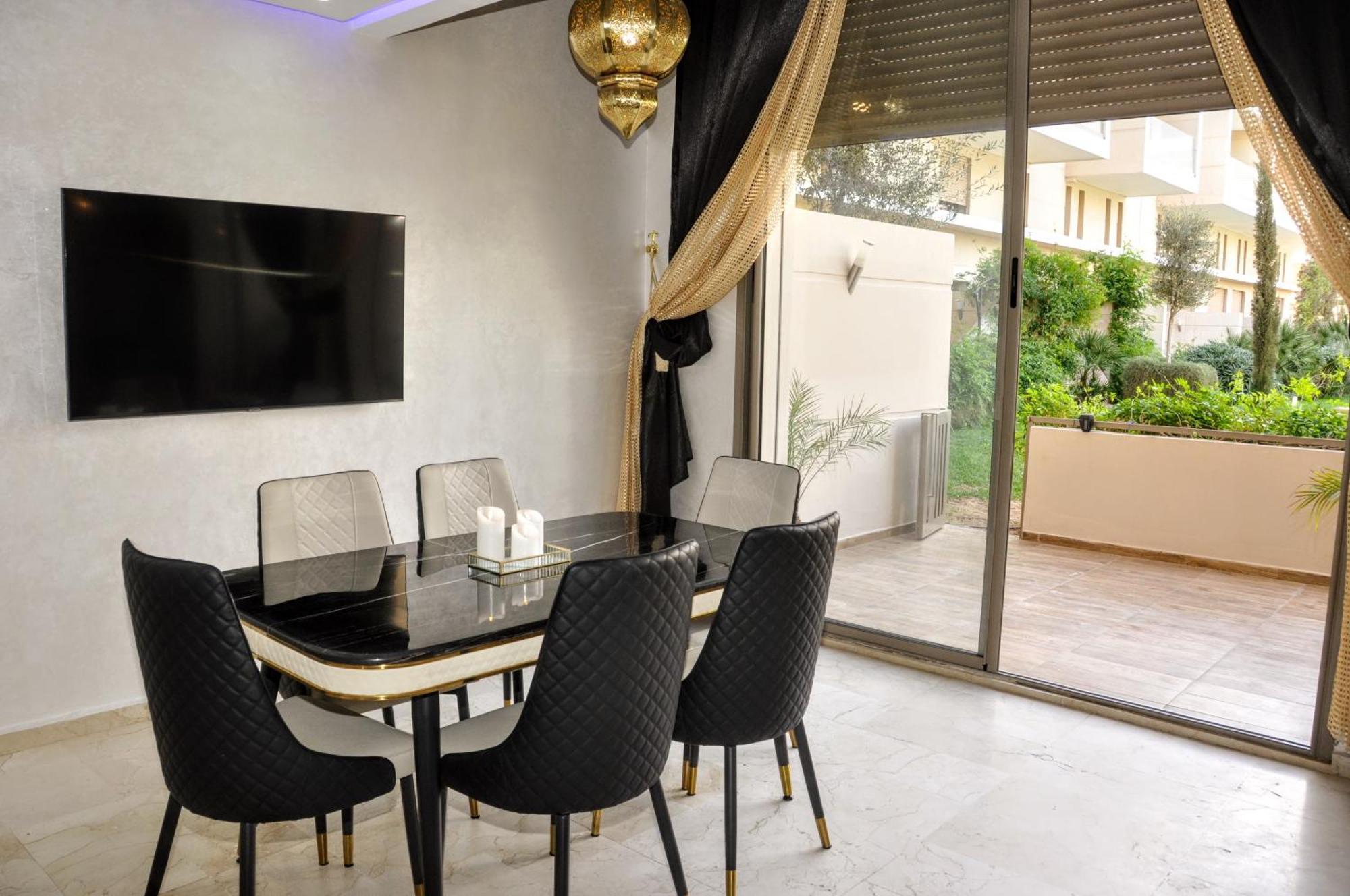Royal Deluxe Gold - Marrakech, Luxe Pool View Apartment Marrakesh Exterior foto